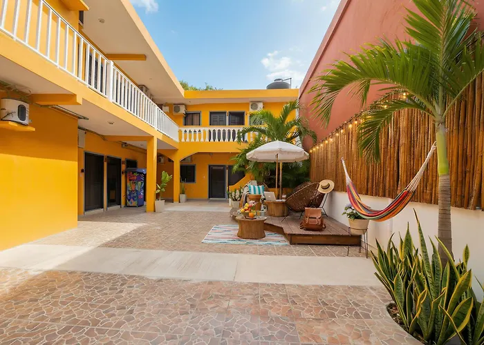 Appartamento Quiet Mornings In Centro Playa, King & 2br Duplex Suites, Sleeps 2-8, Ado Bus 2 Min, 5th Ave 3 Min, & Cozumel Ferry 4 Min, Cenotes 20 Min, Kitchenette Wifi Ac *